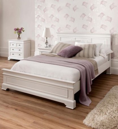 Tempat Tidur Duco Putih Minimalis Stamp