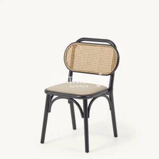 Kursi Makan Bistro Rotan Lengkung Kayu Solid 1  title