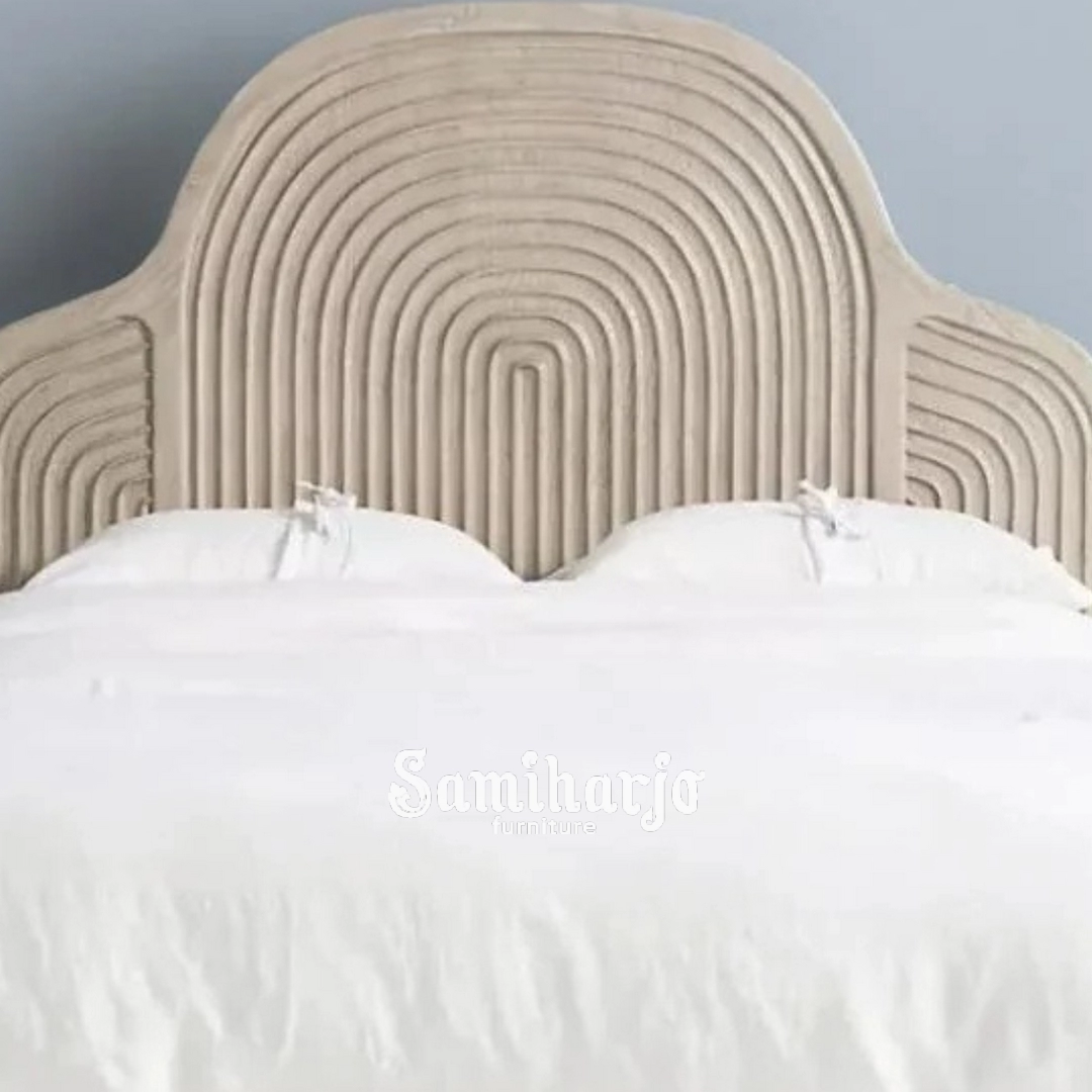 Bed Frame Aurora Pelangi Ukiran Kayu Natural Artistik - Image 3